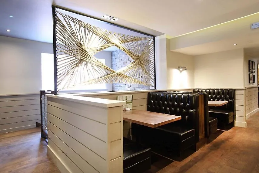 The Angel Hotel Wetherspoon Γουίτμπι