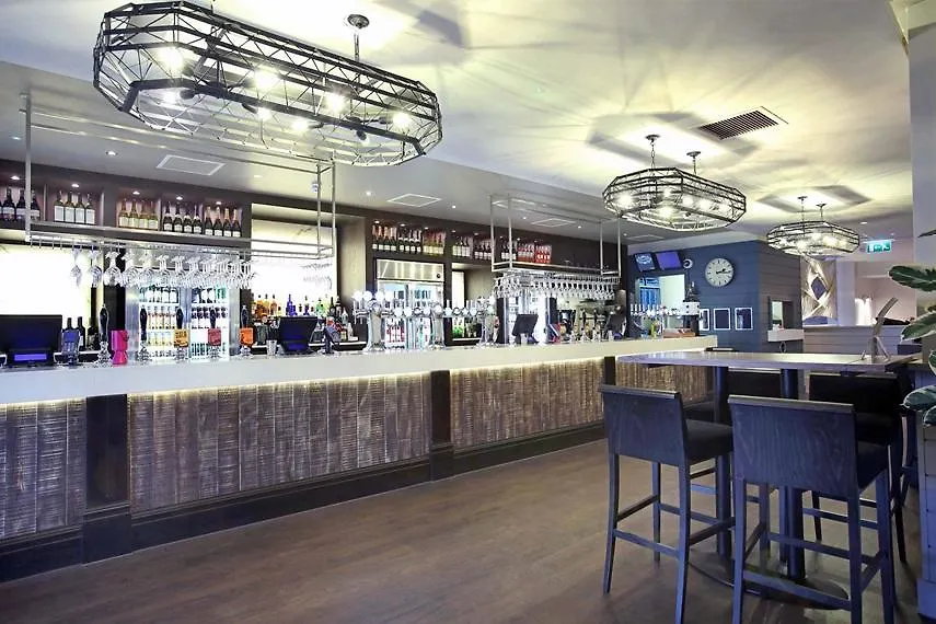 The Angel Hotel Wetherspoon Γουίτμπι