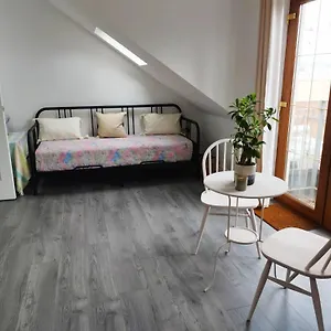 Centre, Brilliant Light Apartment Belfast